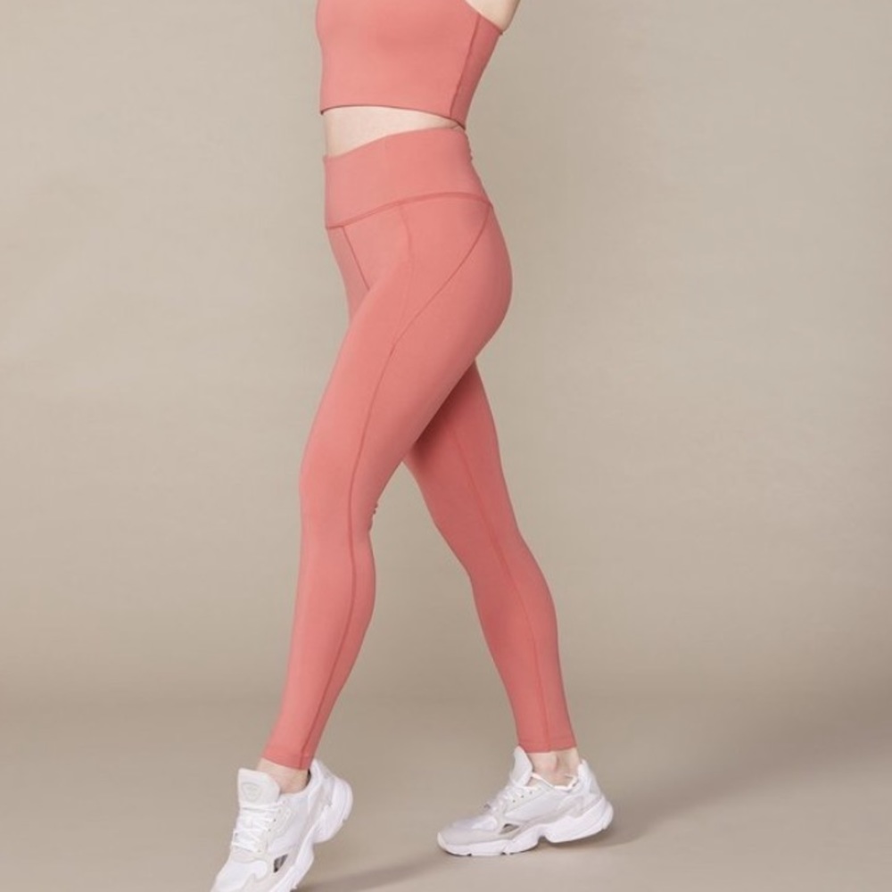 EUC Girlfriend Collective Leggings Clay
